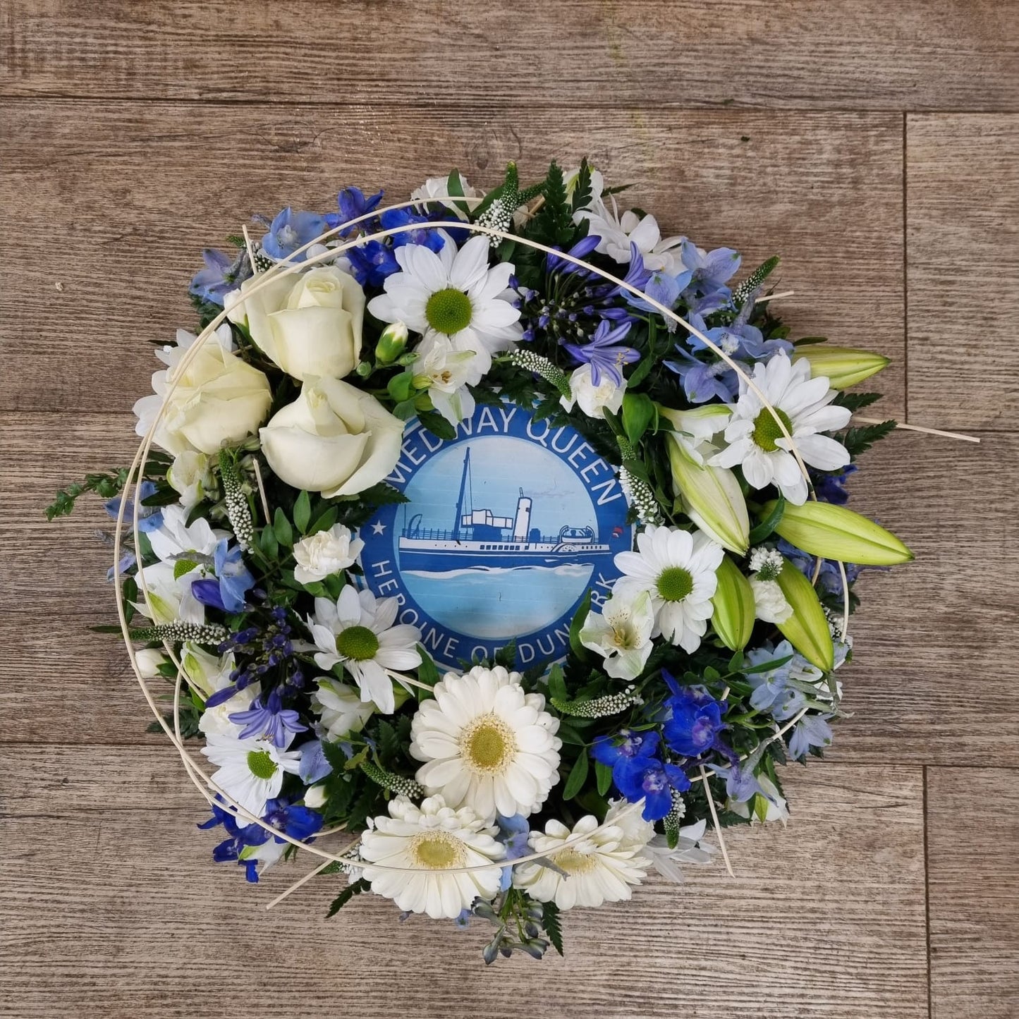 Personalised emblem 12" Wreath