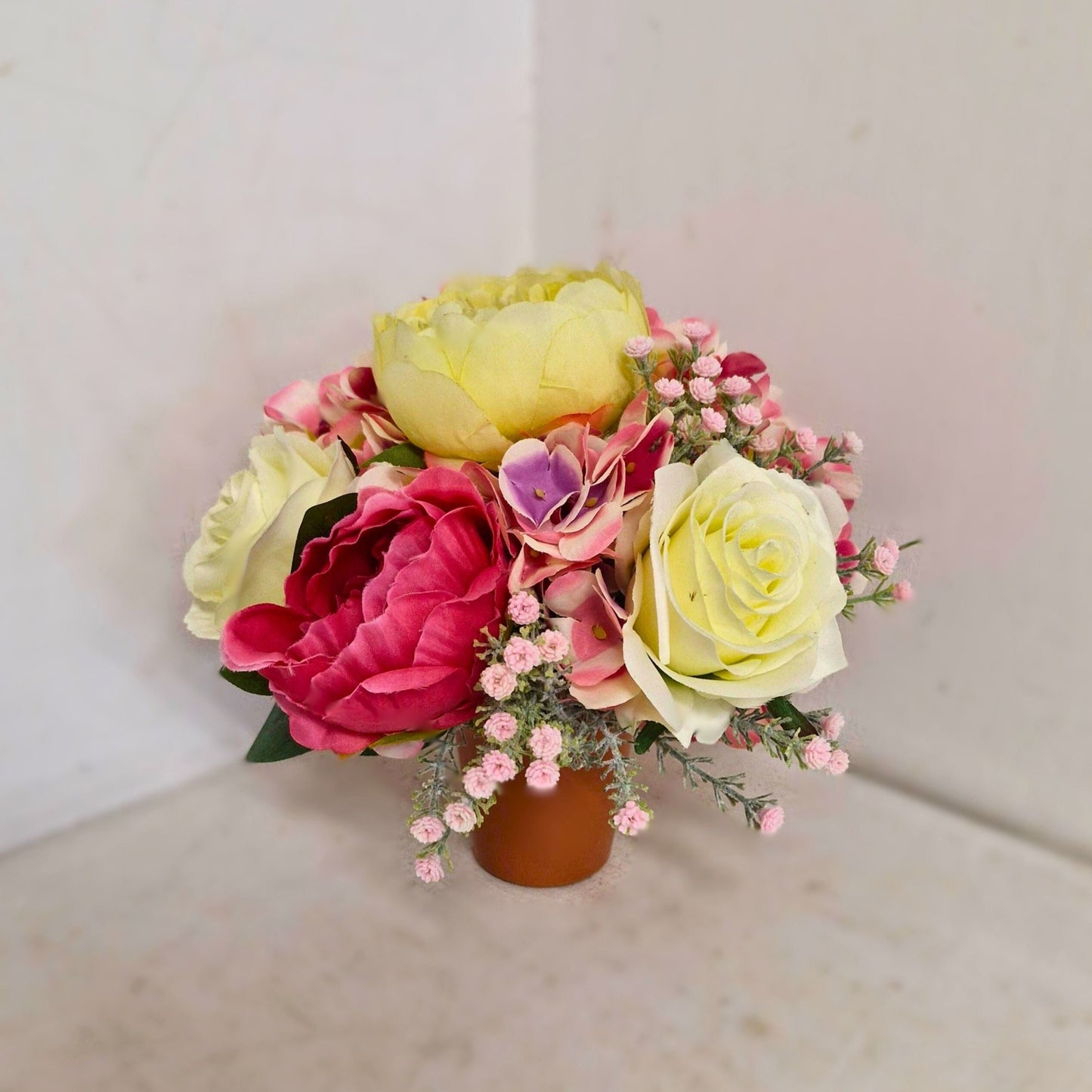 Round style artificial Flowers