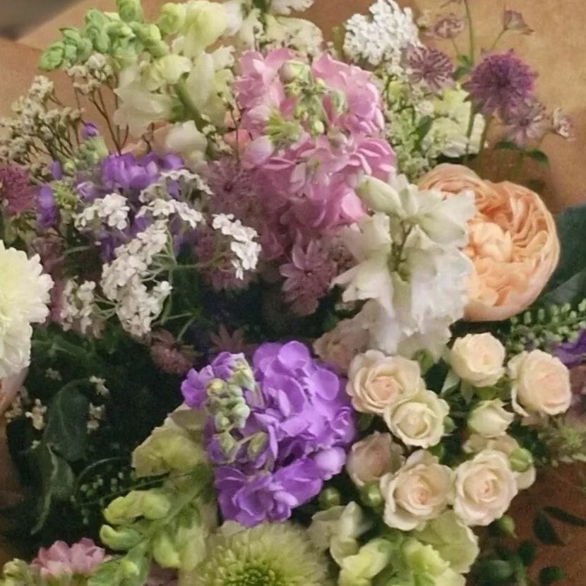 Natural handtied