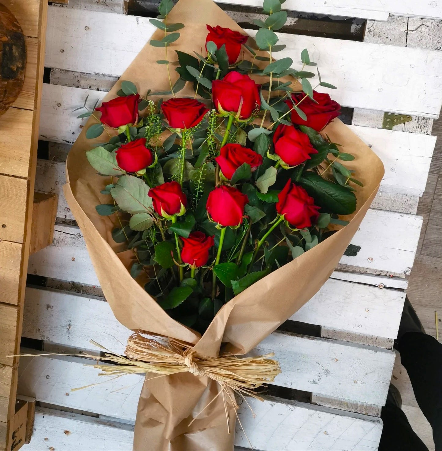 Natural rose bouquet