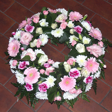 14" (35cm) Feminine Pink & White Loose Wreath