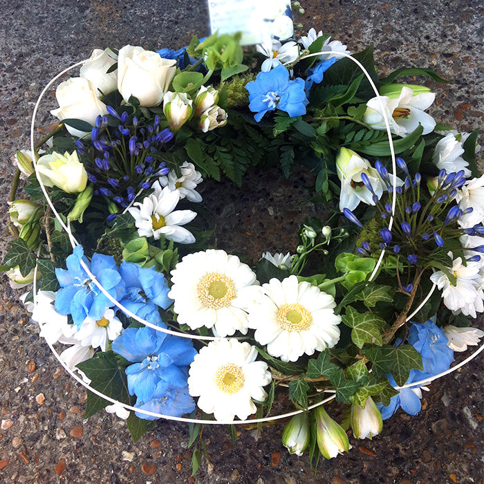 12" (30cm) Blue & White Wreath